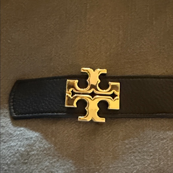 Tory Burch Accessories - Tory Burch reversible belt